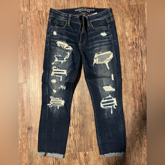 American Eagle ripped cropped jegging, size 8 - Picture 1 of 3